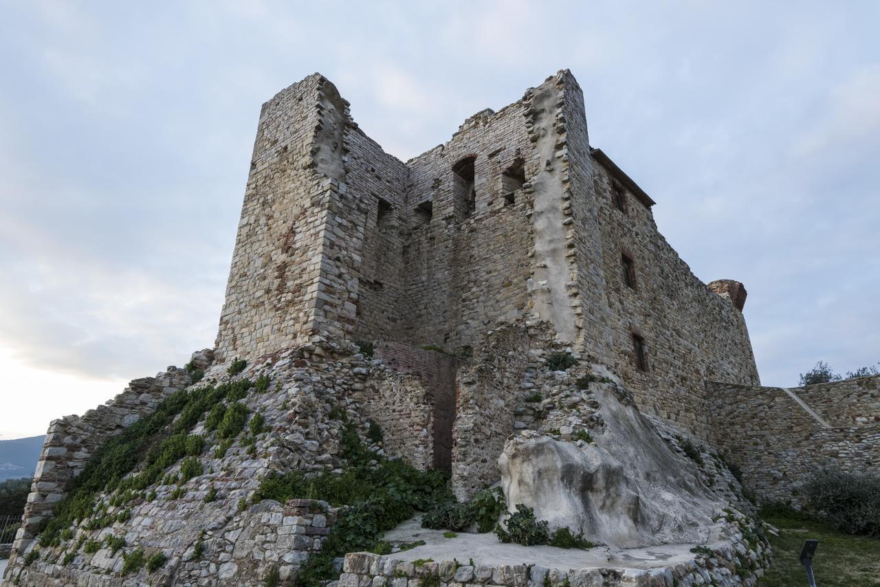 Il Chiostro Appartamenti & Suites Suvereto Exterior foto